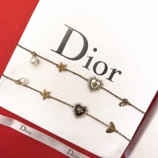 Dior pulsera de diamantes de latón para mujer con forma de campana y perlas blancas en forma de corazón blanco/negro