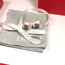 Pendientes Christian Dior Tribales con perlas blancas y diamantes de colores en forma de estrella