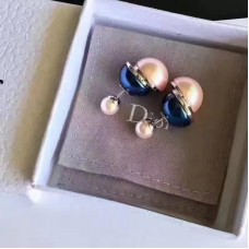 Dior Tribales Pendientes asimétricos con detalle de oro amarillo y perlas entrelazadas en blanco y azul Azul/Blanco