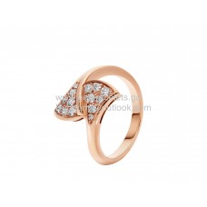 Anillo Bvlgari Divas Dream con pavé de diamantes en oro rosa y oro blanco