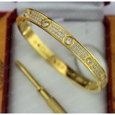 Pulsera Cartier Love con pavé de diamantes y diamantes en oro amarillo