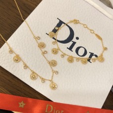 Christian Dior Rose Des Vents Cinco motivos Estrella de ocho puntas-Diamantes Colgantes MOP blancos Mujer Pulsera / collar chapados en oro amarillo