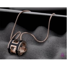 Hermes 3D Pop “H” Collar negro con logo de hueso de serpiente en oro rosa