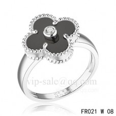 Anillo Van Cleef Alhambra en oro blanco con ónix