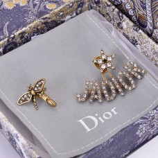 Dior Pendientes asimétricos con motivo JADIOR en tono dorado y diamantes pavimentados con estrella y abeja para mujer