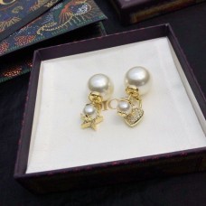 Auténticos Christian Dior CD Cristales Estrella Corazón Colgantes asimétricos Perla blanca Pendientes de oro amarillo Joyas