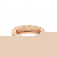 Anillo Bvlgari B.zero1 de 1 banda en oro rosa con pavé de diamantes