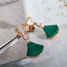 Pendientes Bvlgari Divas Dream con malaquita y pavé de diamantes en oro rosa