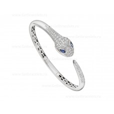 Brazalete Bvlgari Serpenti en oro blanco de 18 quilates engastado con ojos de zafiro azul y pavé de diamantes