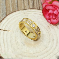Anillo Cartier Love de oro amarillo de 18 k con diamantes pavimentados y 6 diamantes grandes