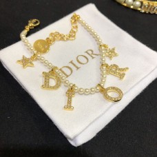 Dior Dioevolution Oro amarillo Diamantes pavimentados Logotipo DIOR Colgantes Mujer Pulsera de perlas blancas