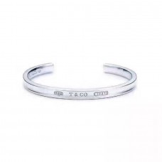 Tiffany Co. Tiffany 1837 Plata de Ley 4MM Brazalete Rigent Estrecho Joyería de Fiesta Mujer