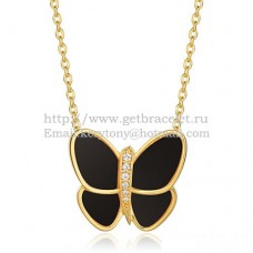 Collar con colgante de mariposa voladora de Van Cleef Arpels en oro amarillo con diamantes de ónix negro