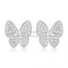 Pendientes Van Cleef Arpels Flying Two Butterflies de oro blanco con pavé de diamantes