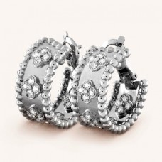 Pendientes de aro Van Cleef Arpels Perlee Clovers oro blanco y diamantes