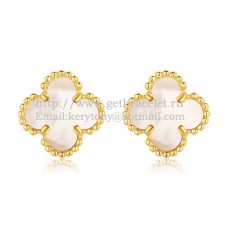 Pendientes Van Cleef Arpels Sweet Alhambra de oro amarillo con nácar blanco