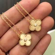Colgante Van Cleef Arpels Alhambra Oro Amarillo Nácar Con Diamante