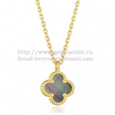 Colgante Van Cleef Arpels Sweet Alhambra de oro amarillo con nácar gris de 9 mm