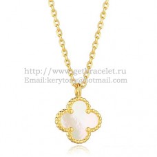 Colgante Van Cleef Arpels Sweet Alhambra de oro amarillo con nácar blanco de 9 mm